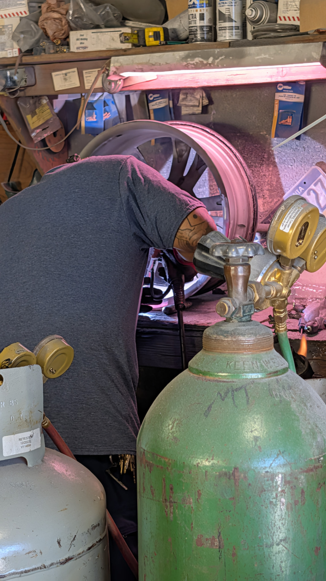 Welding a cracked aluminum wheel at the CDM Tires bench